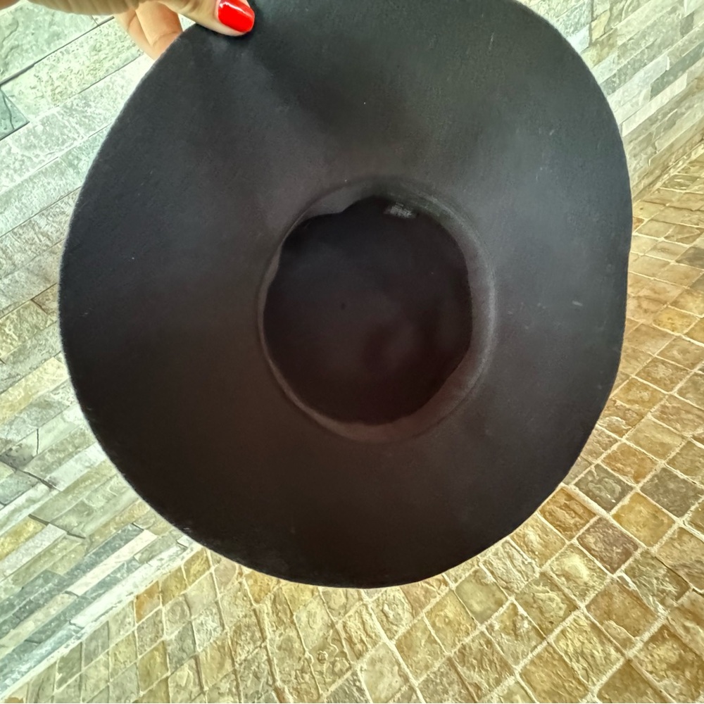 Steve Madden Elegant Black Wide-Brim Hat - Picture 5 of 5